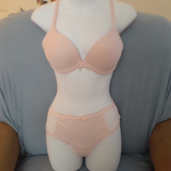 Bra and Panty Set With Bonus Panty - Picture 1 of 7